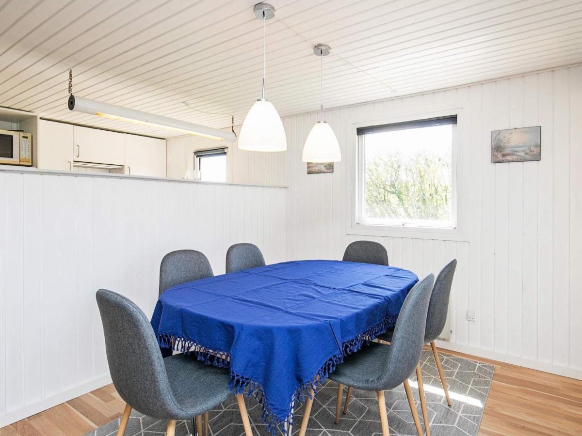 4 Person Holiday Home In L Kken 루켄 외부 사진