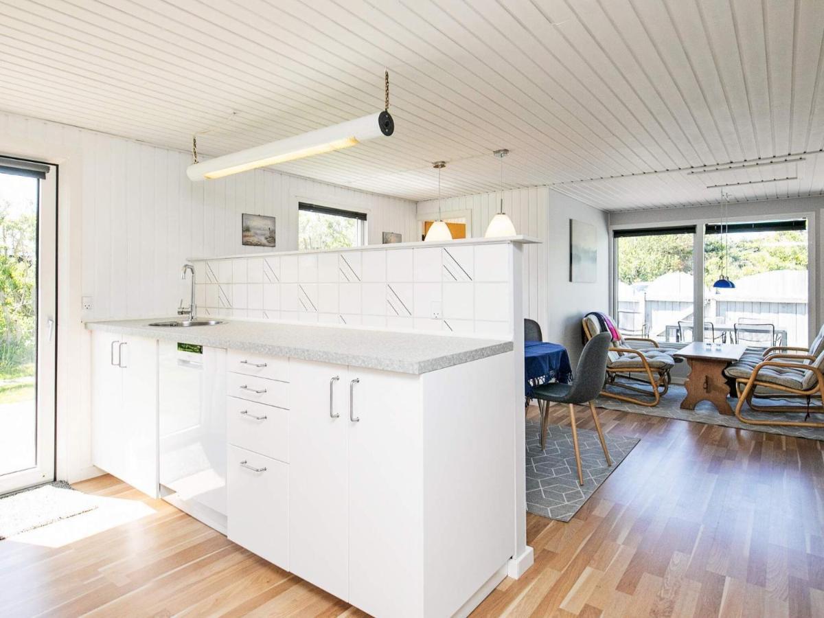 4 Person Holiday Home In L Kken 루켄 외부 사진