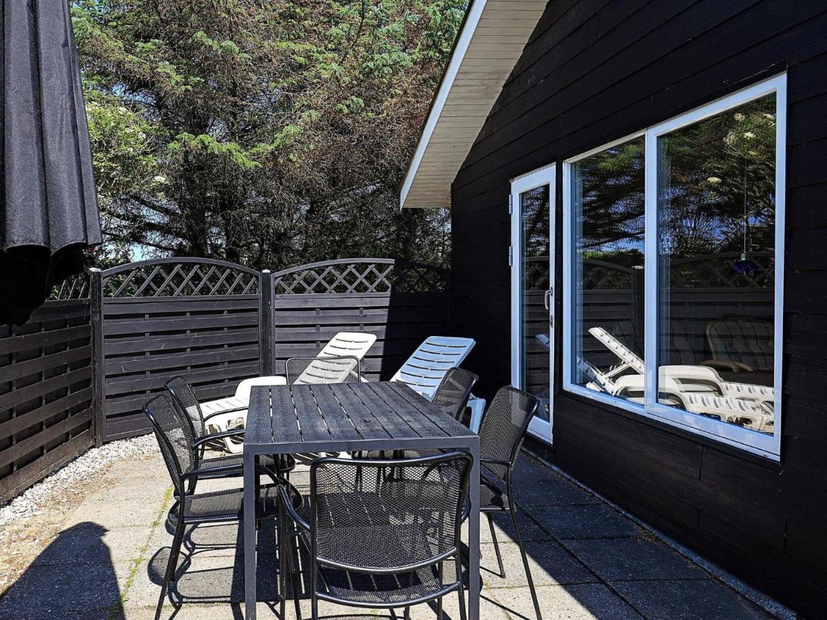 4 Person Holiday Home In L Kken 루켄 외부 사진